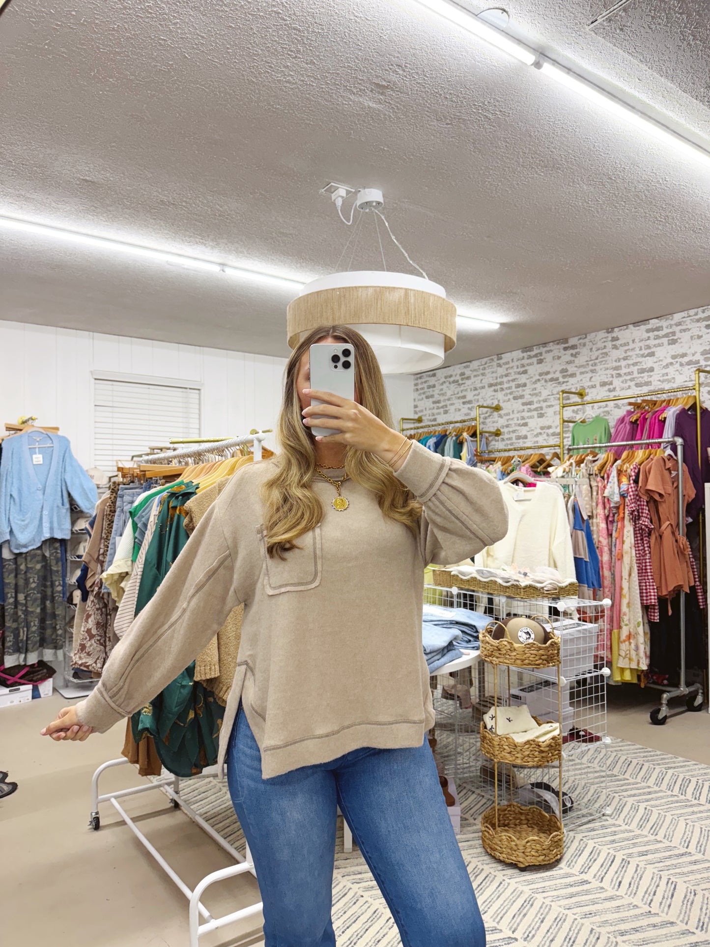 The Meredith | Hacci Roundneck Pullover