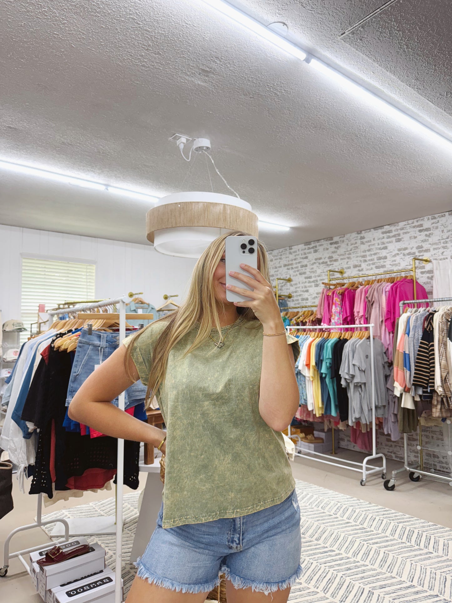 The Linda | Green Acid Washed Tee