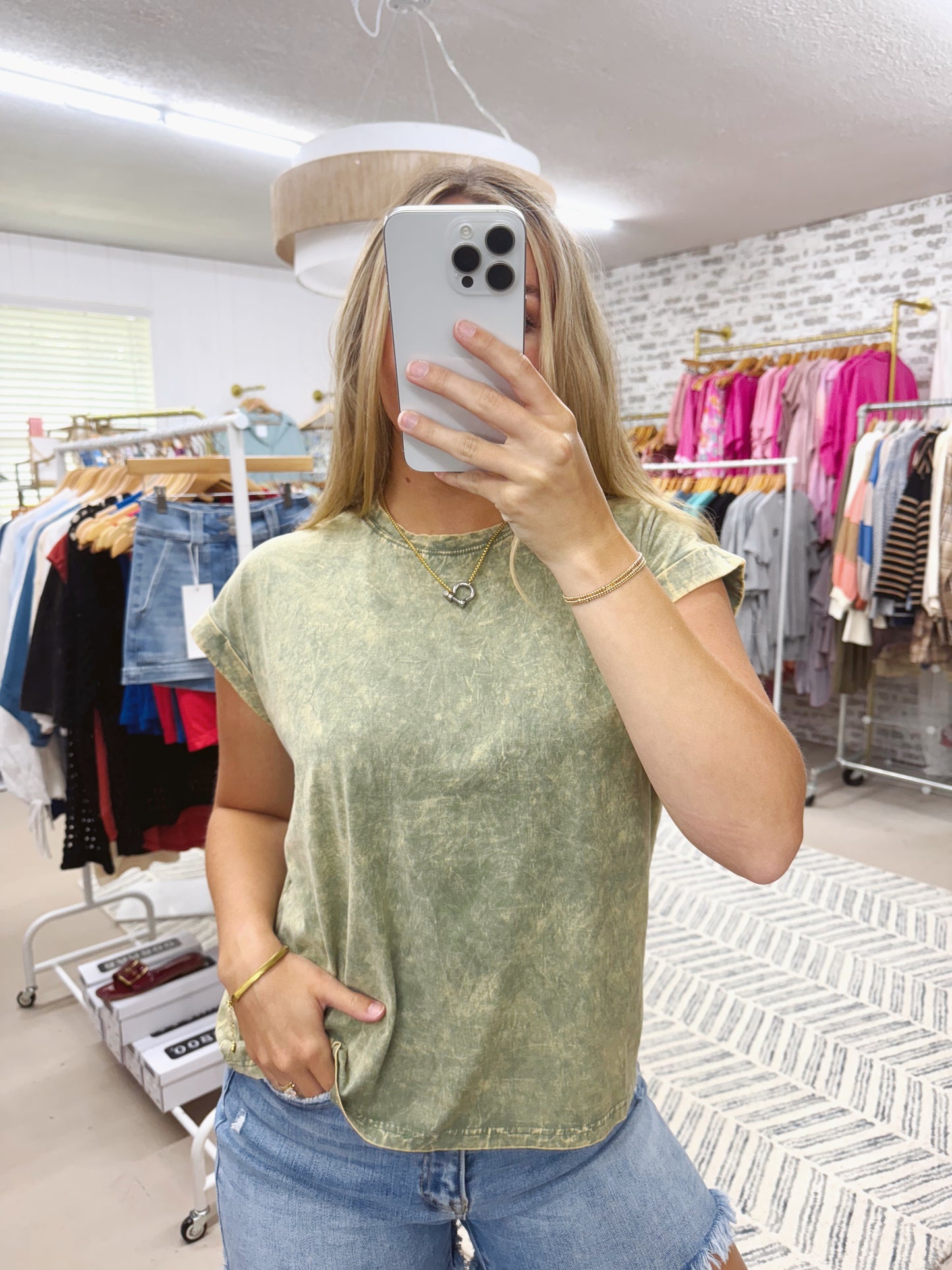 The Linda | Green Acid Washed Tee