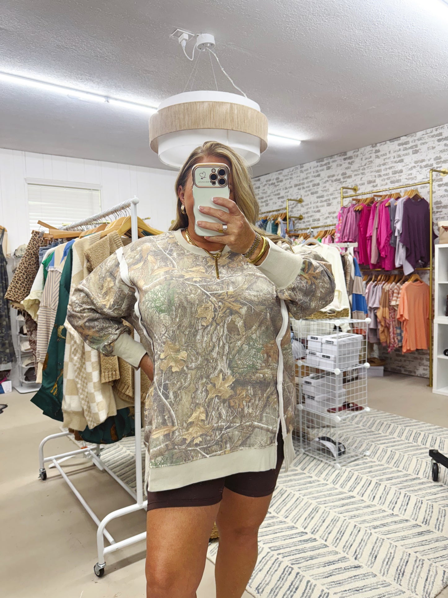 The Clara | Camo Classic Crew Pullover