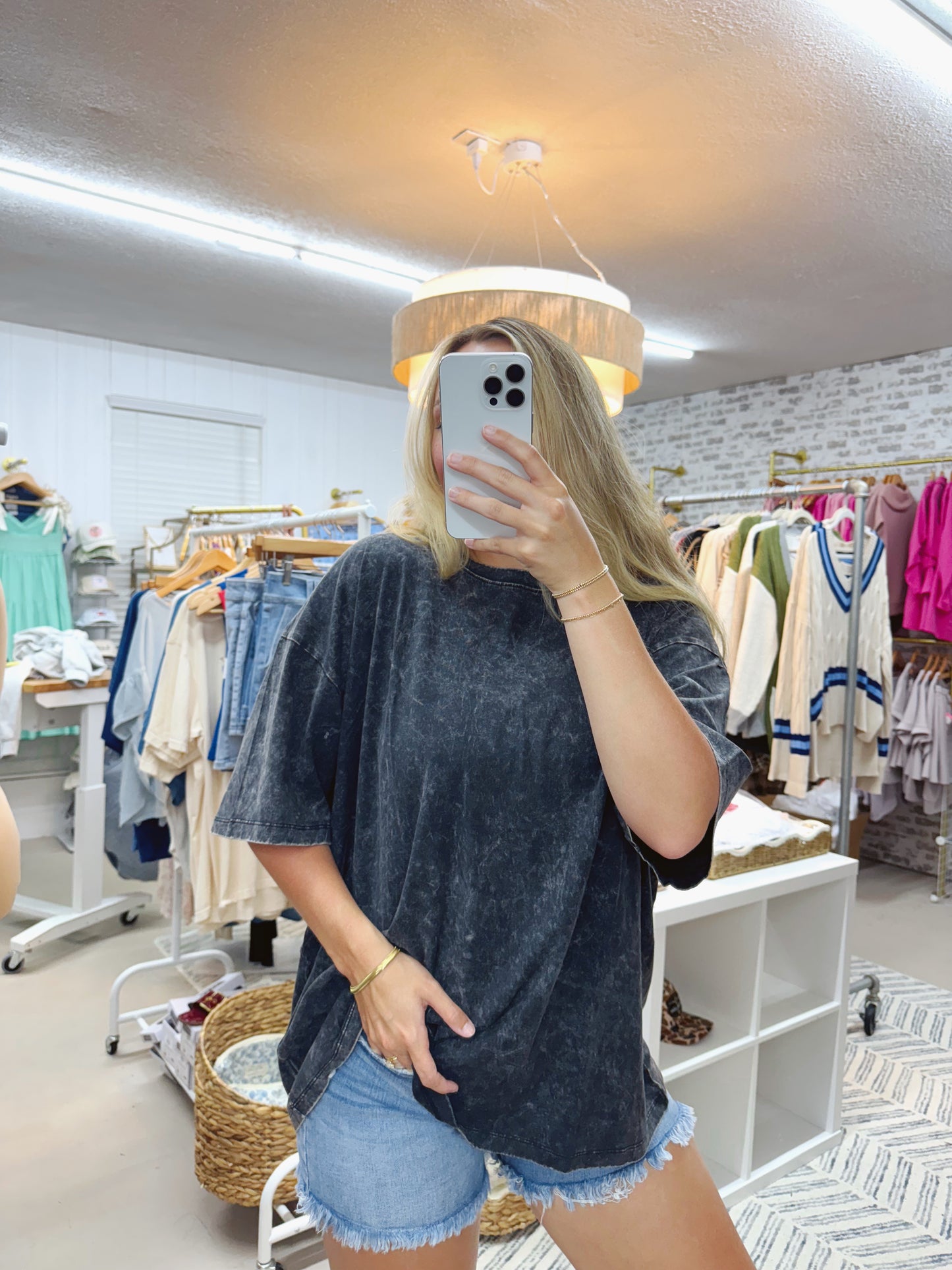 The Annette | Ash Black Tee