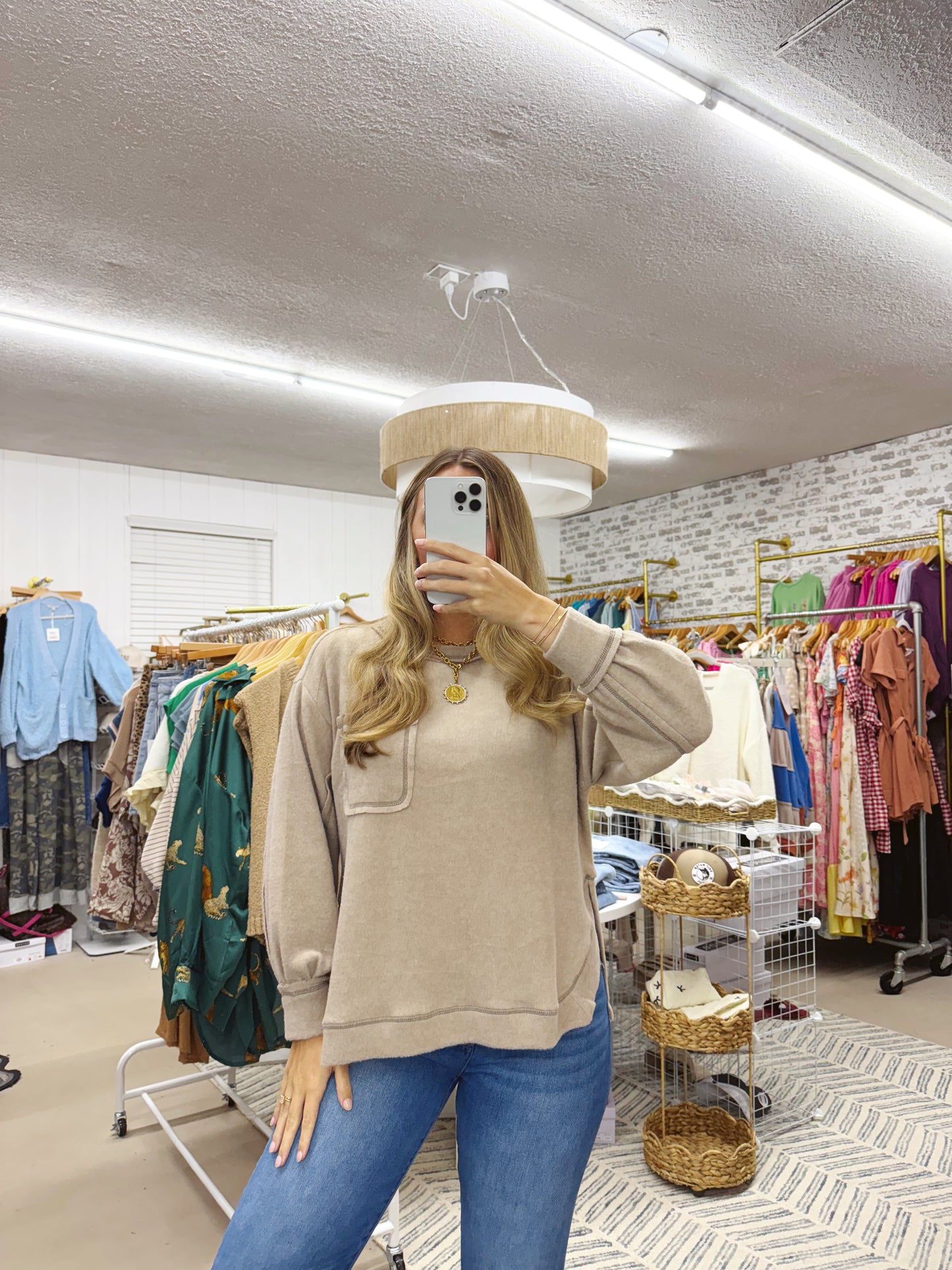 The Meredith | Hacci Roundneck Pullover