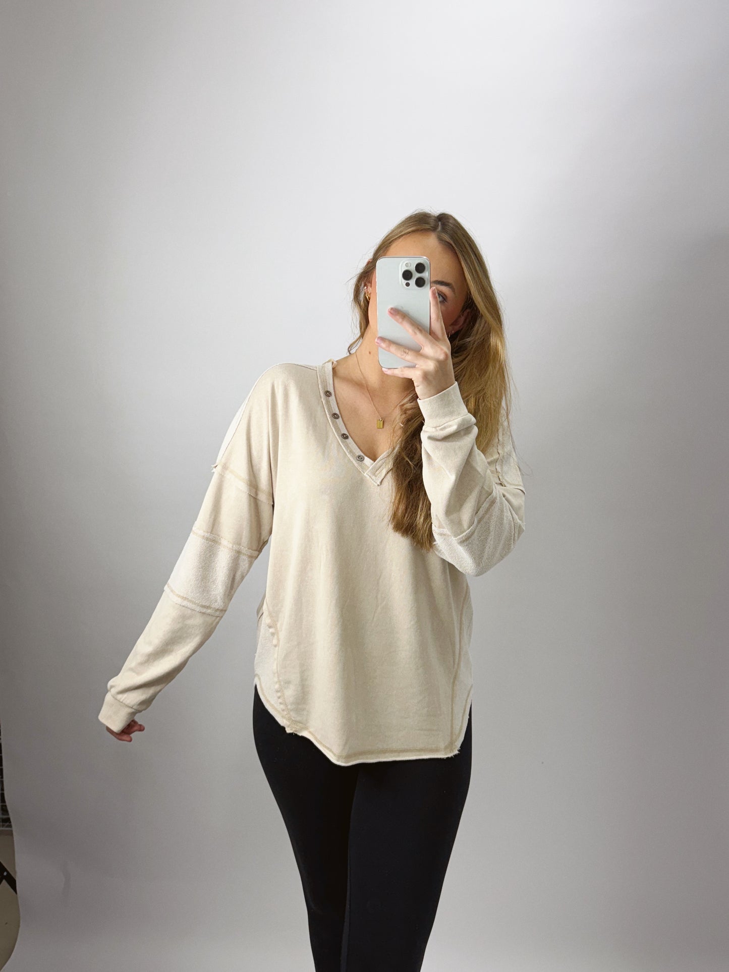 The Kenz | Oversized V Neck