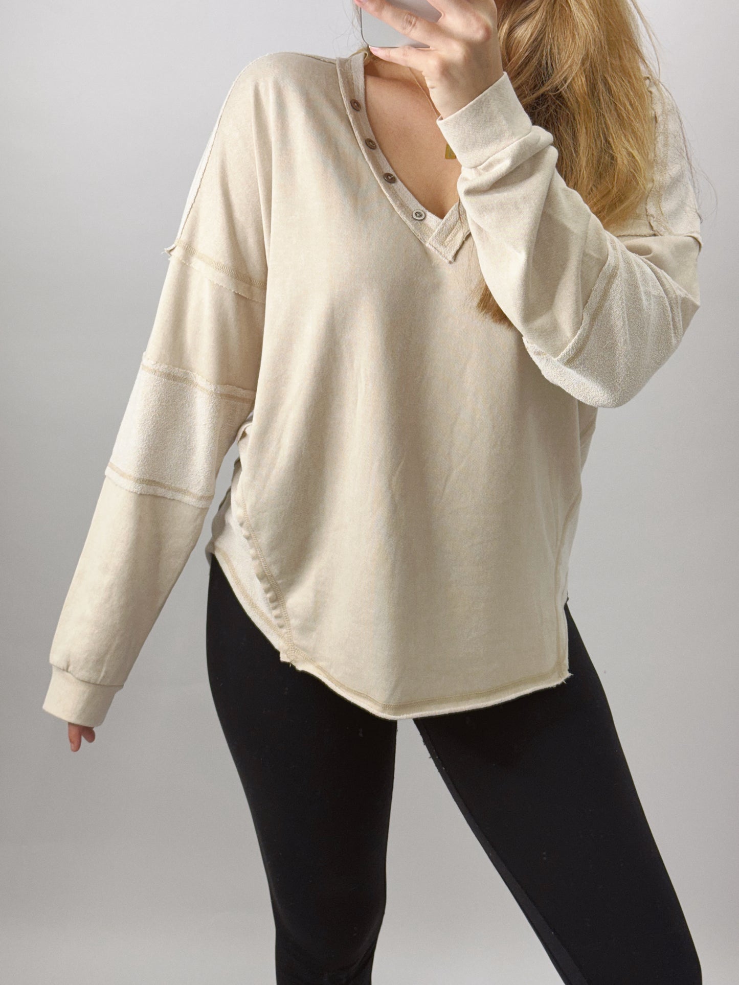 The Kenz | Oversized V Neck