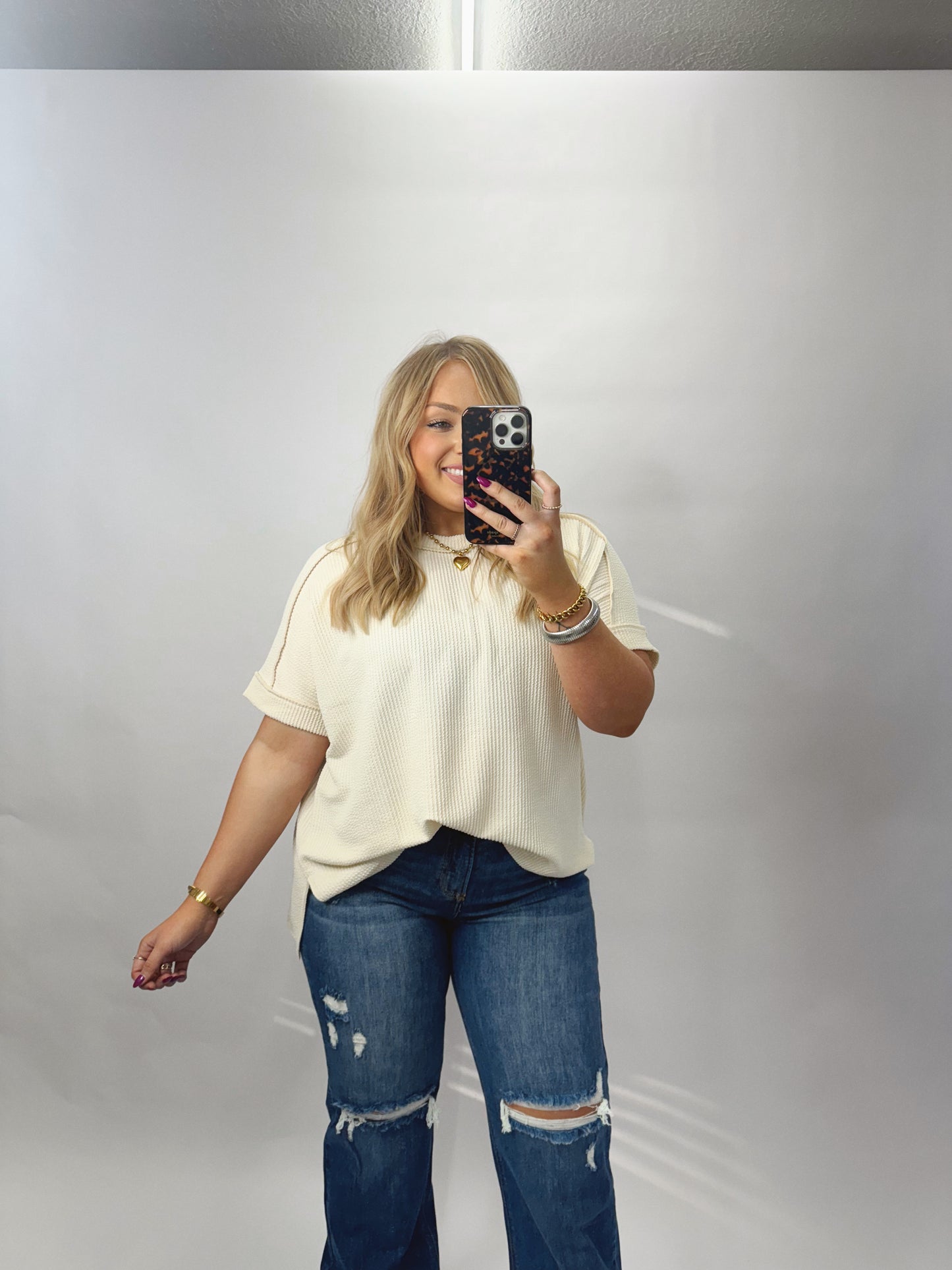 Distressed Straight Jean | Dark Wash