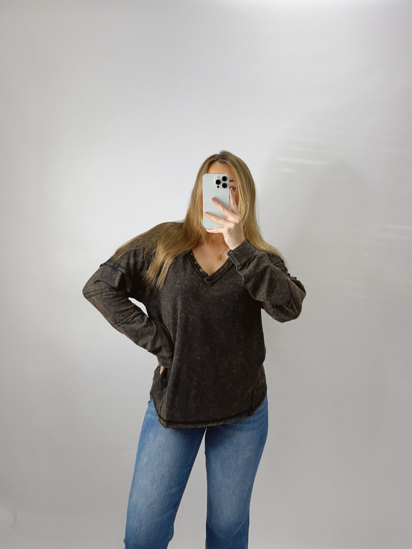 The Kenz | Oversized V Neck