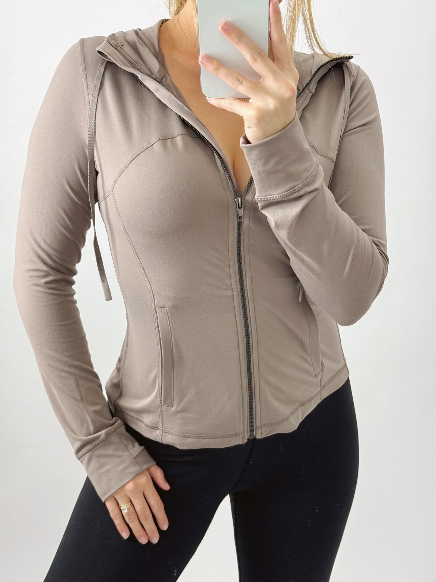 The Willow | Truffle Active Jacket