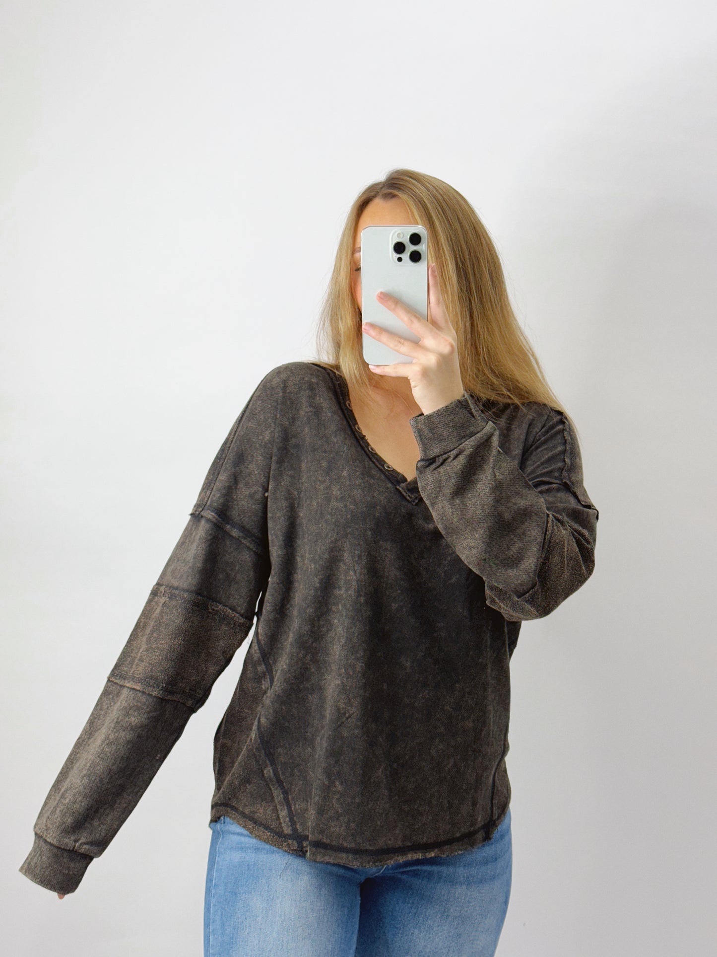 The Kenz | Oversized V Neck