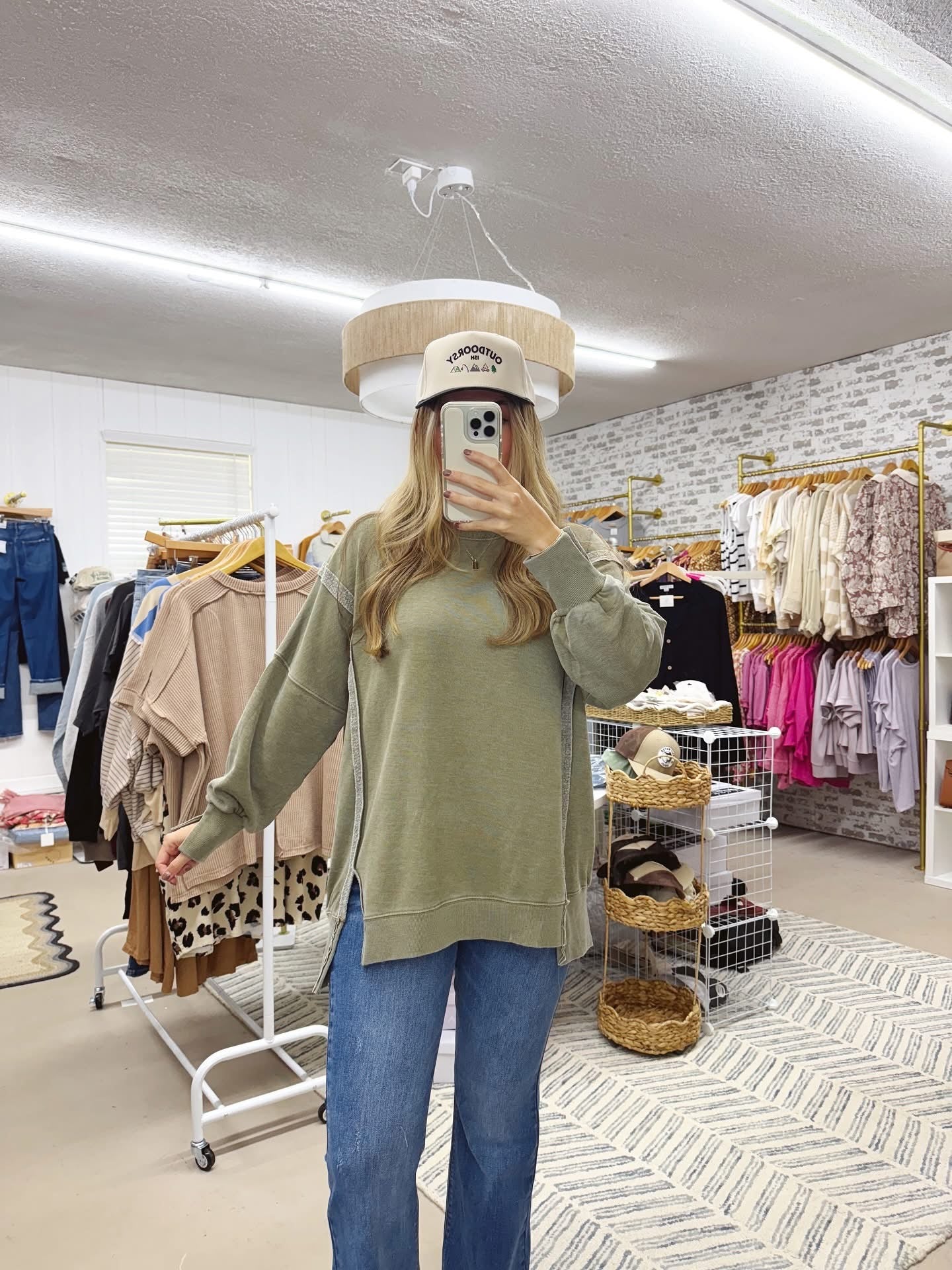 The Daphne | Olive Classic Crew