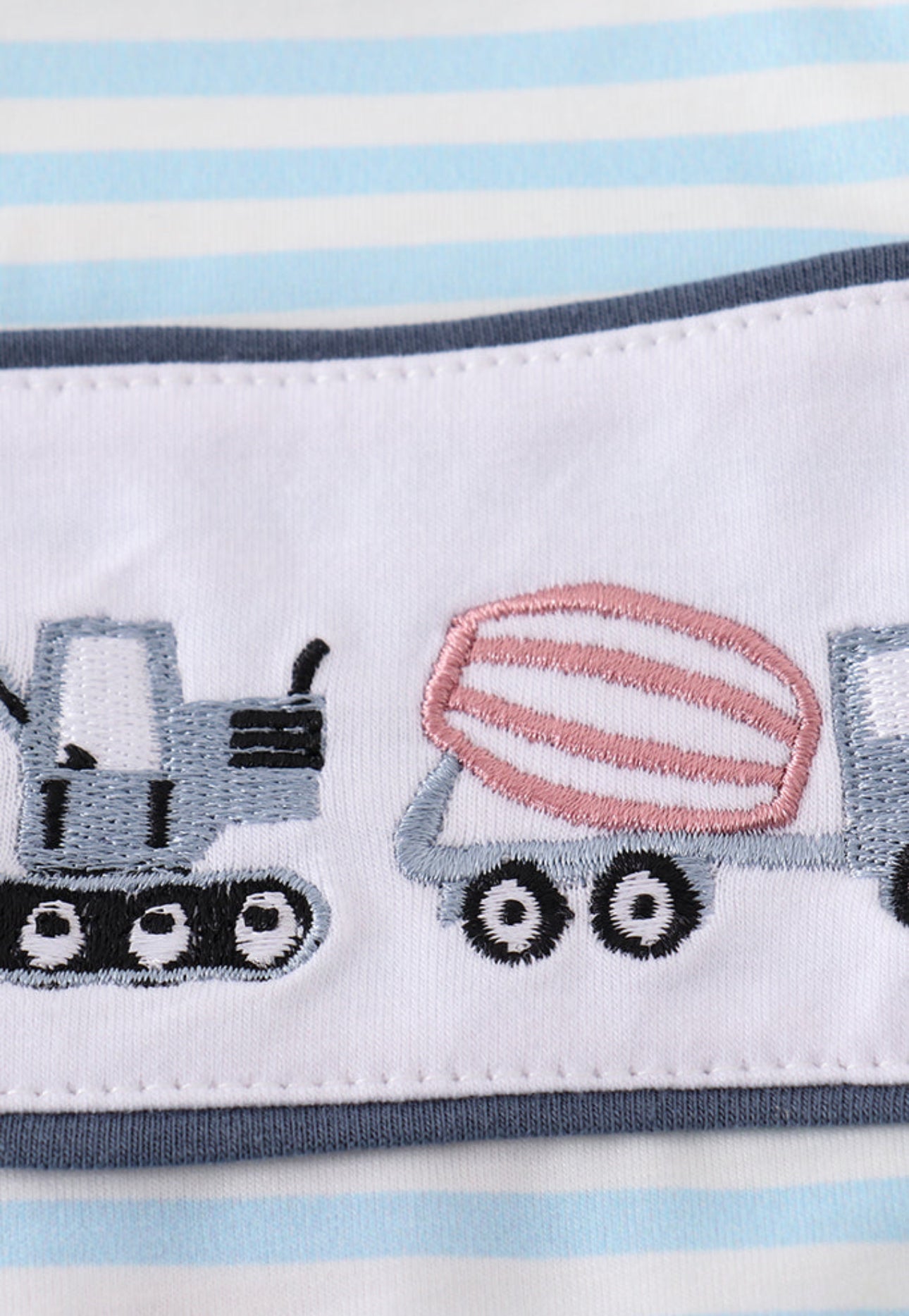 The Benji | Embroidered Tractor Bubble