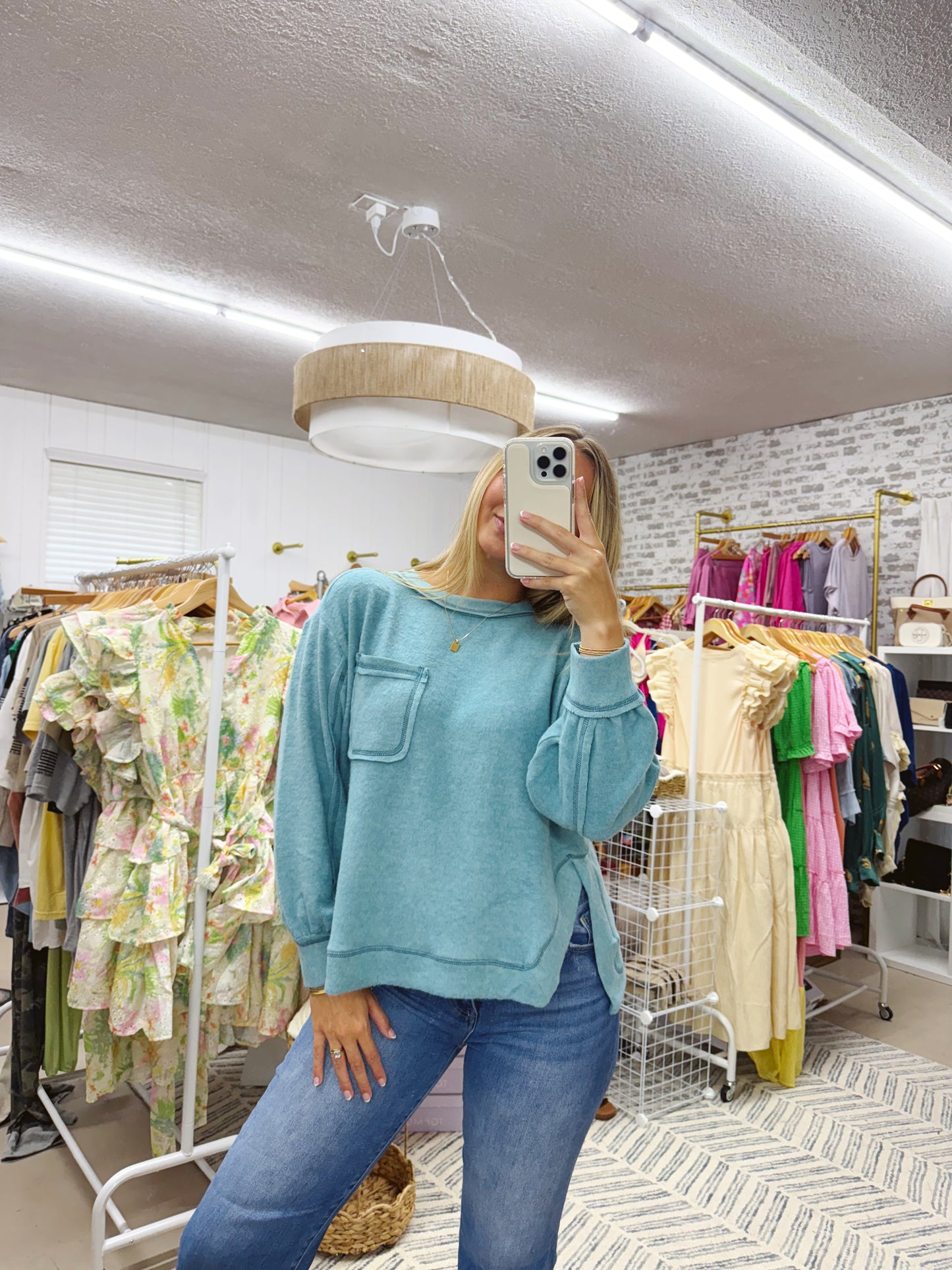 The Meredith | Hacci Roundneck Pullover