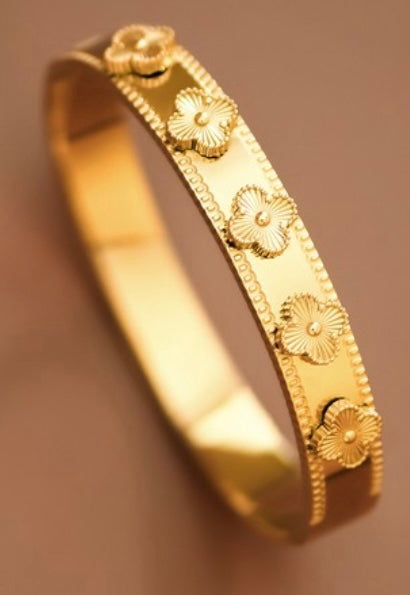 The Clover Bangle | Gold