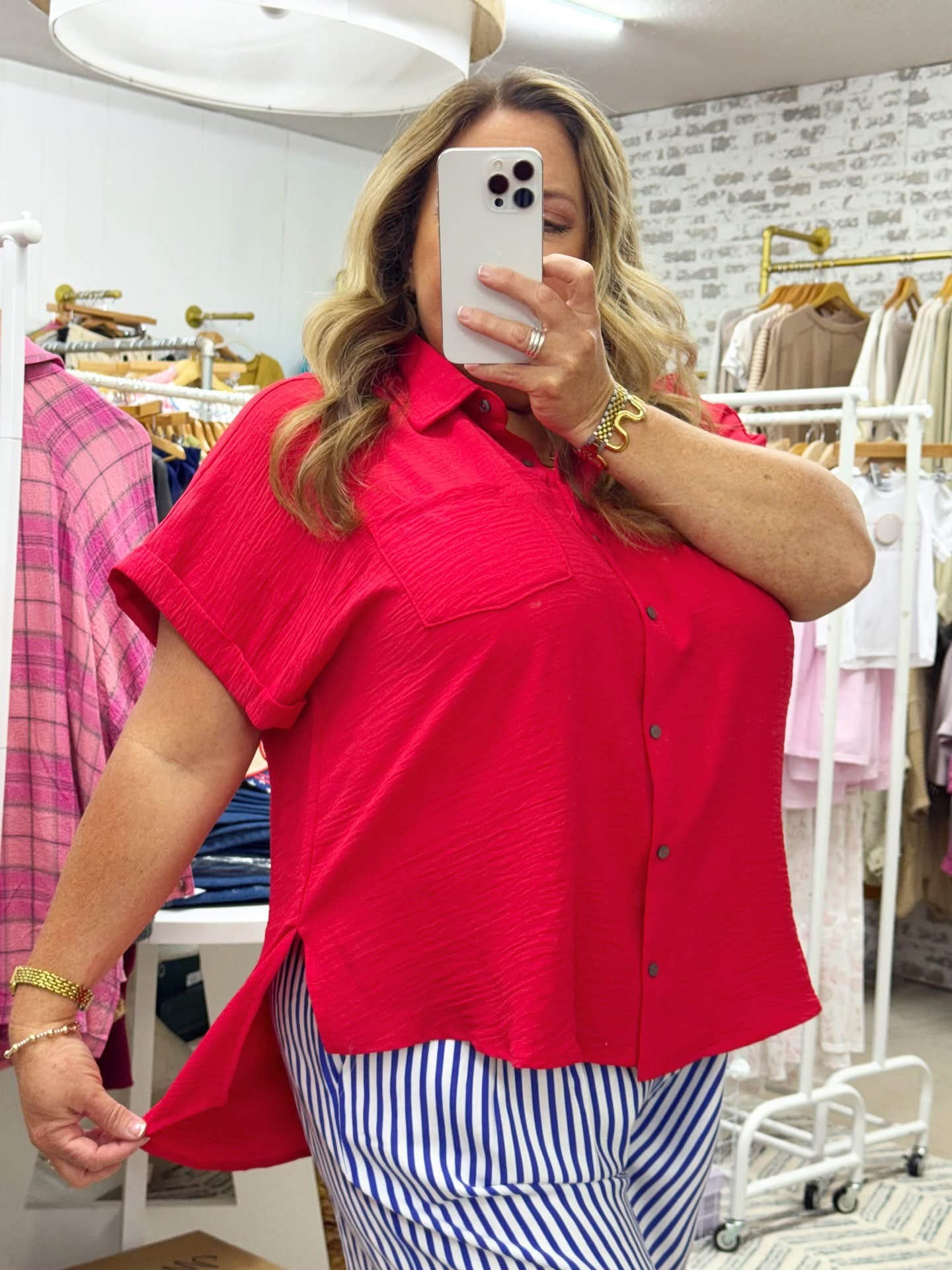 The Easy Days Button Down Top | Red