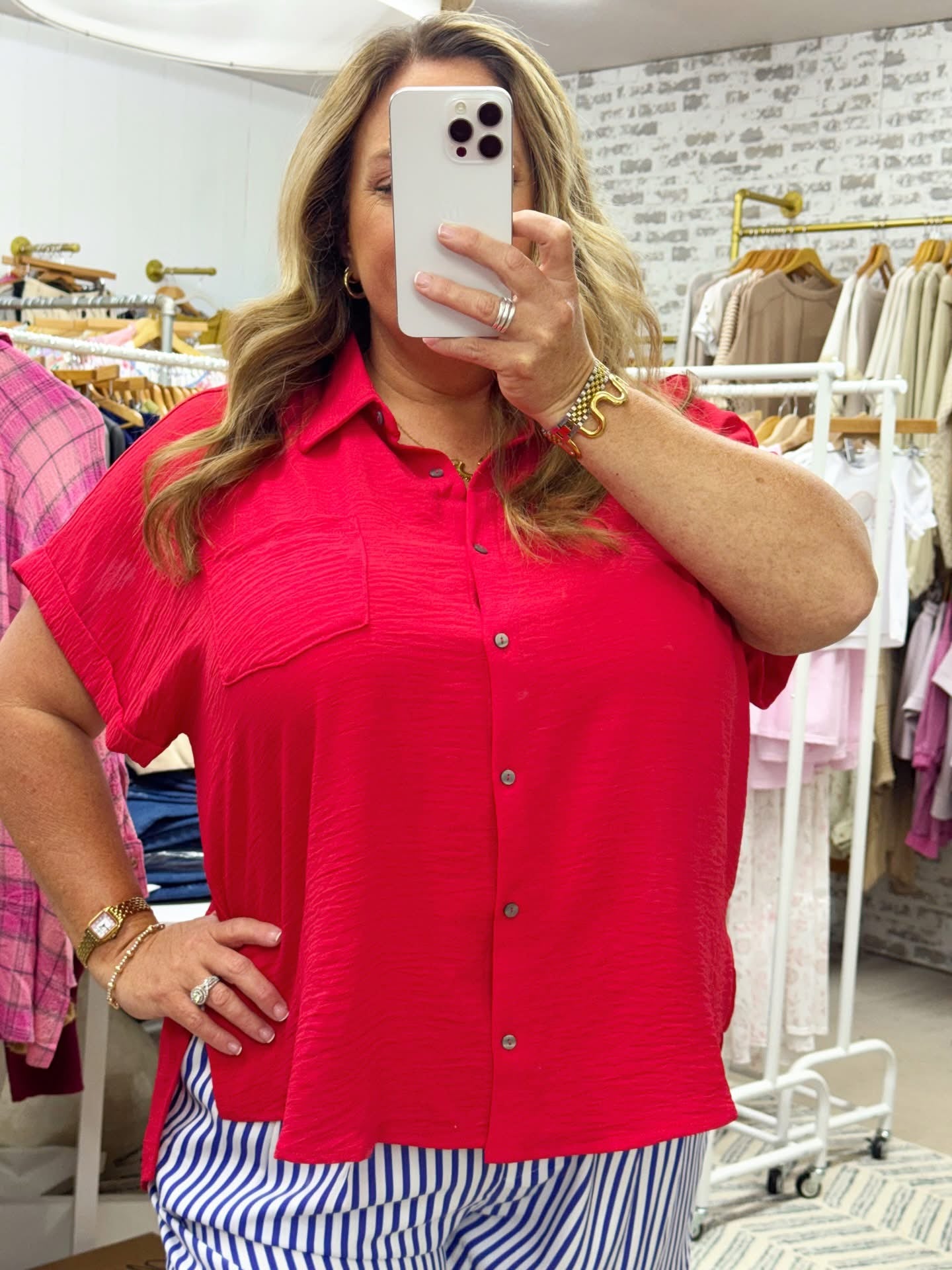 The Easy Days Button Down Top | Red