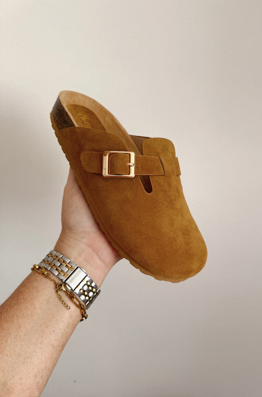 The Beth | Suede Clogs