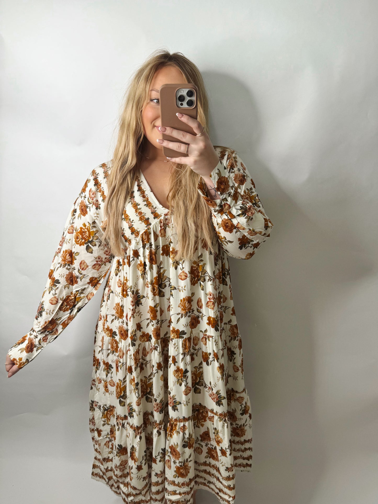 The Taryn | White Floral Midi Dress
