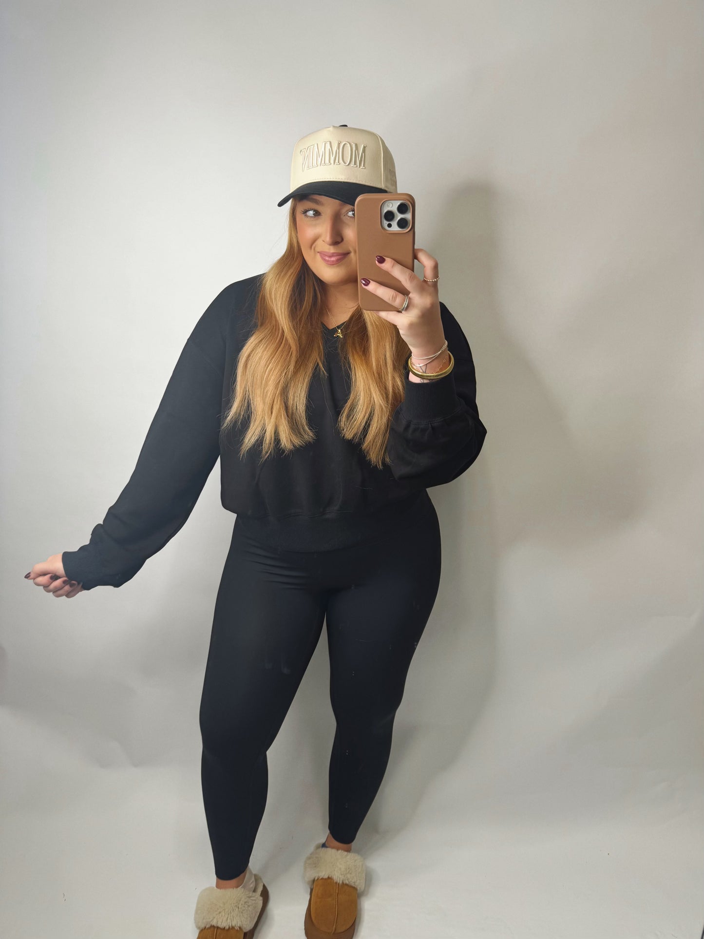 MOMMIN' | Black Hat