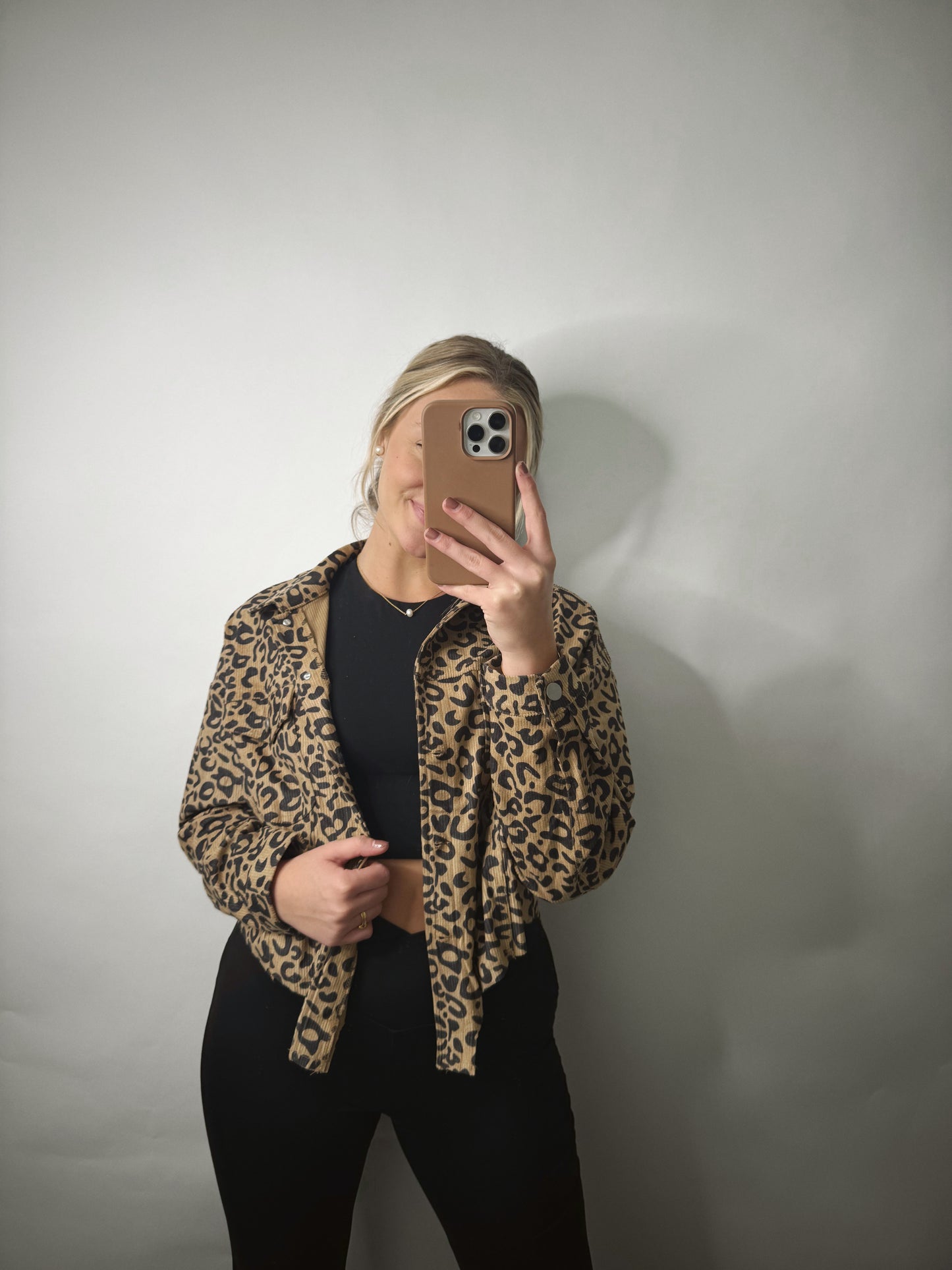 The 904 | Jaguar Print Crop