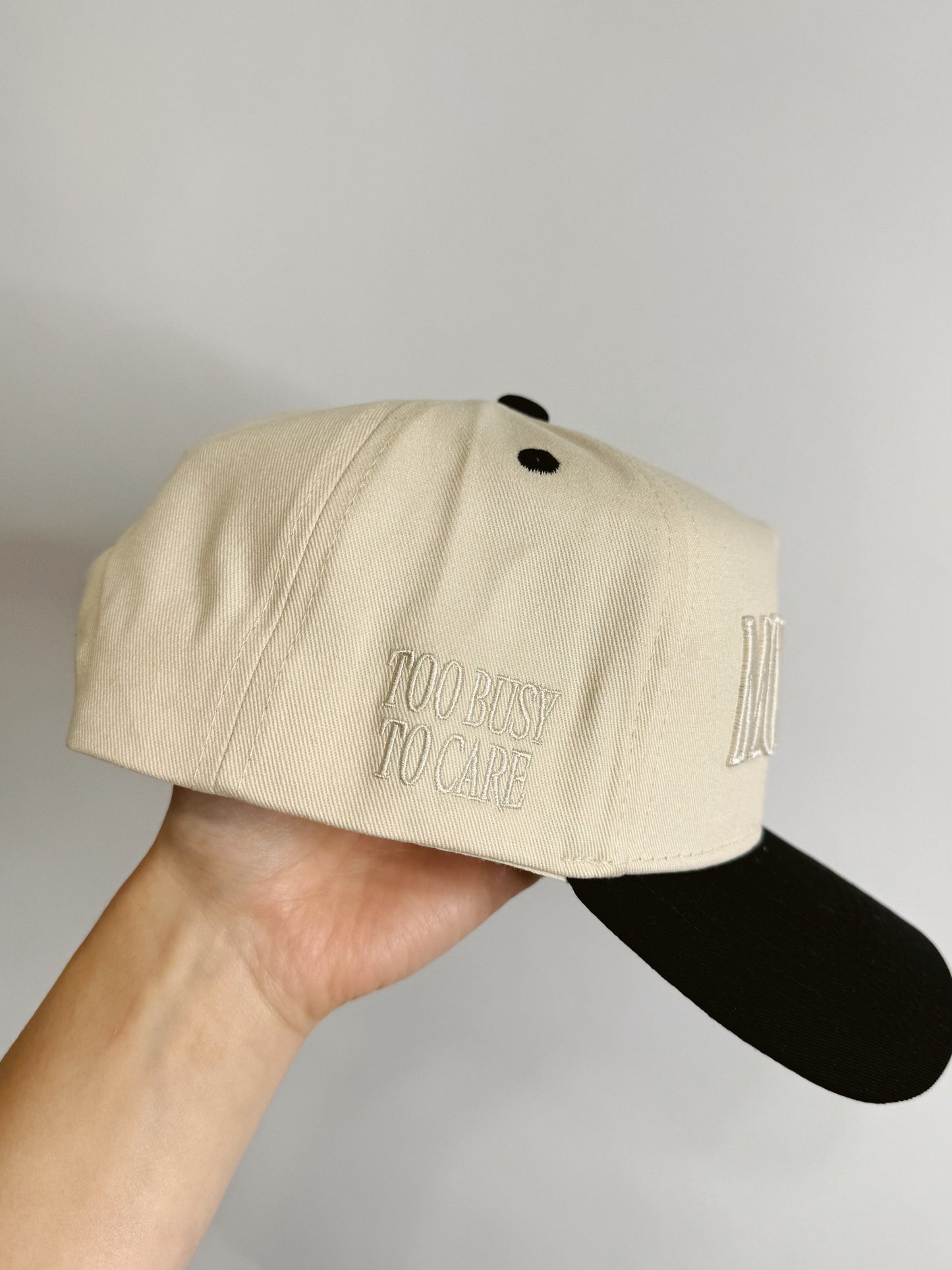 MOMMIN' | Black Hat