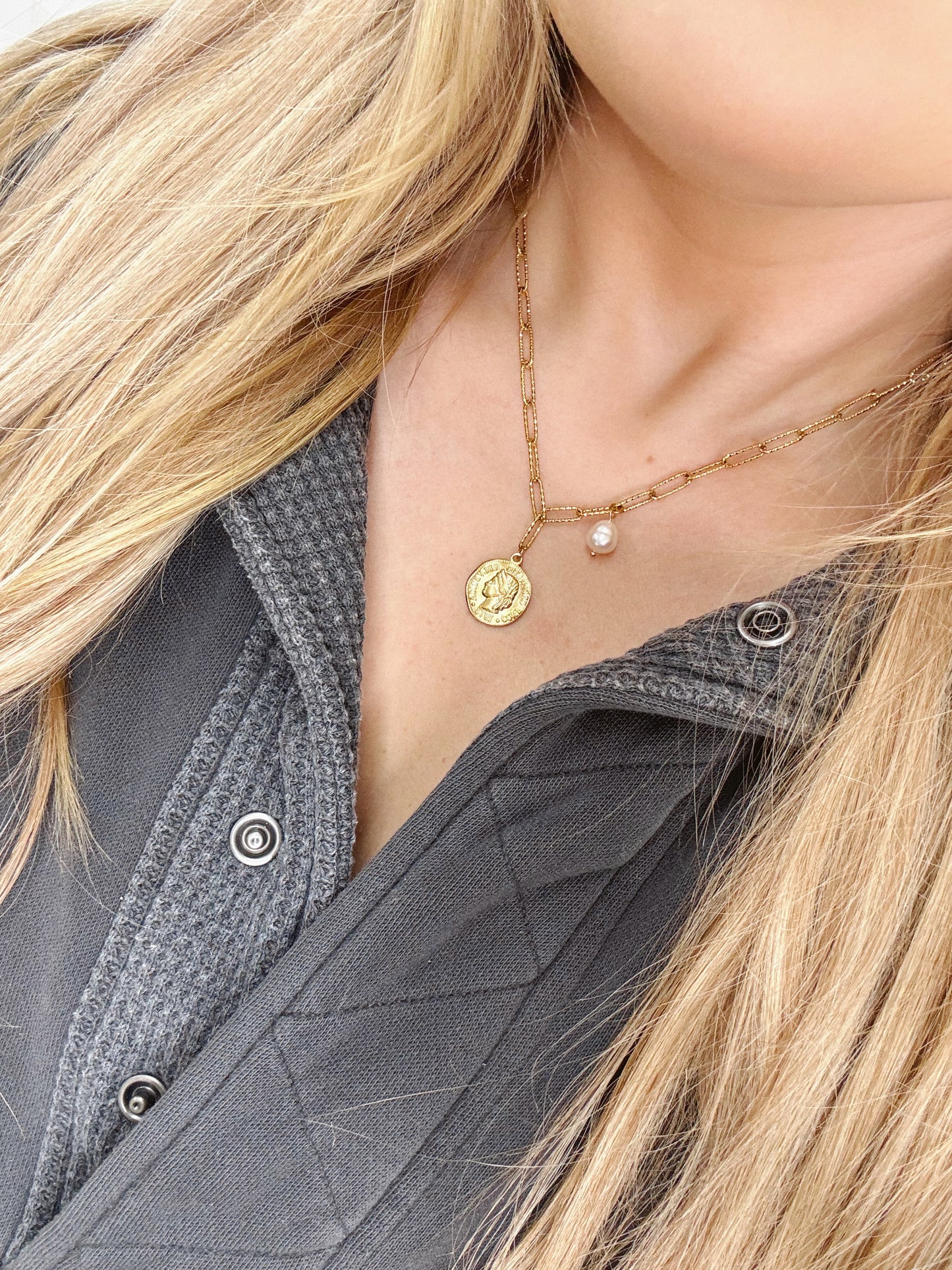 The Isabelle | Pendant Pearl Necklace