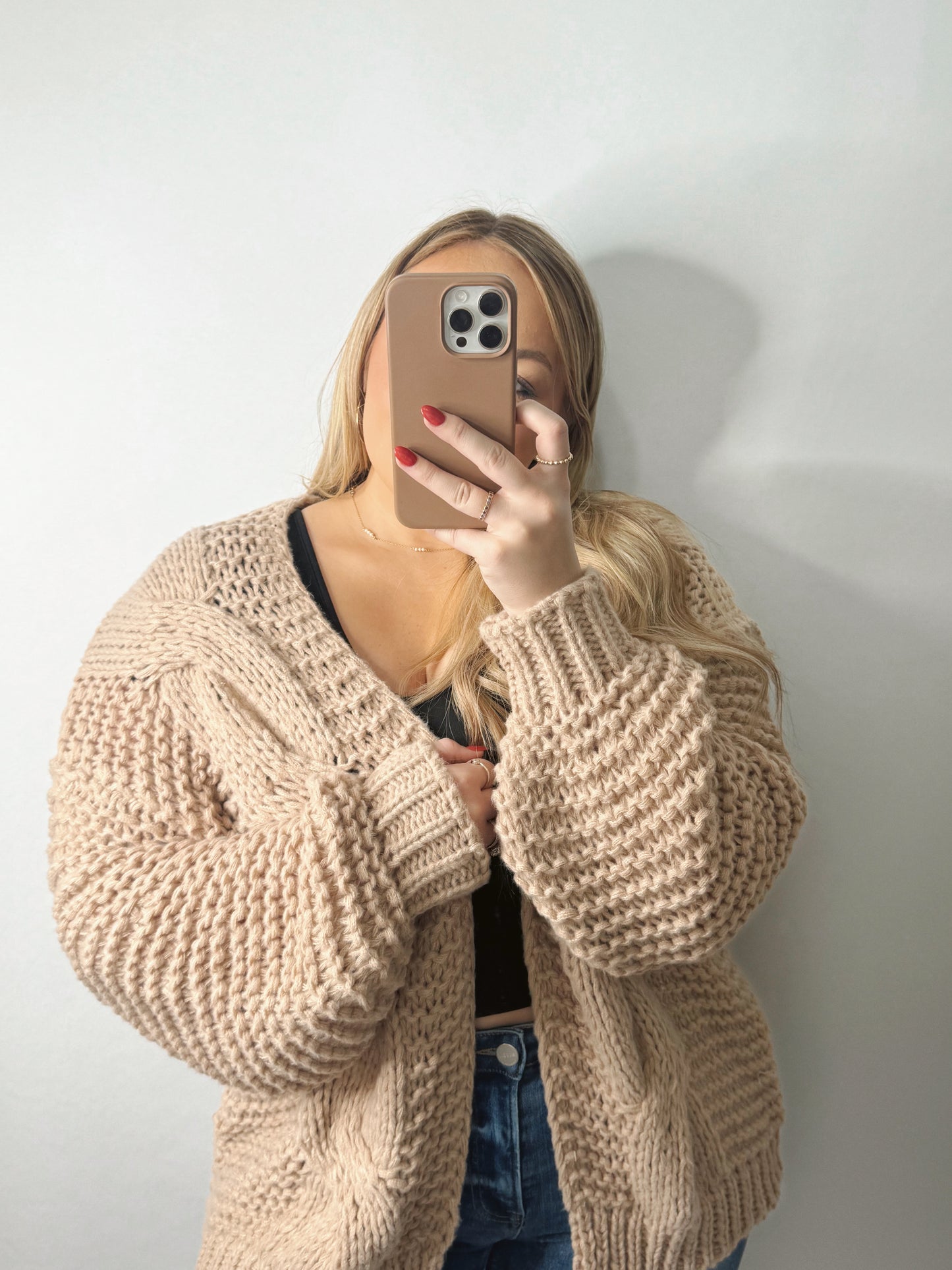 The Abigail | Chunky Knit Cardigan