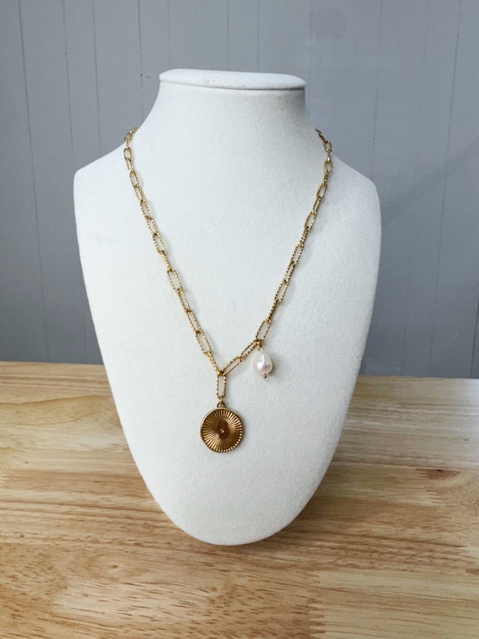 The Isabelle | Pendant Pearl Necklace